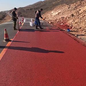 无锡一是彩钢瓦喷漆翻新，地面喷涂